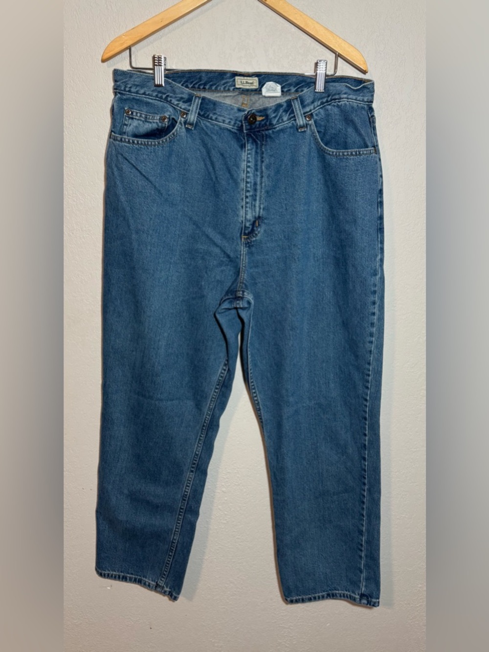 L.L. Bean Woman’s Straight Leg 18R Jeans